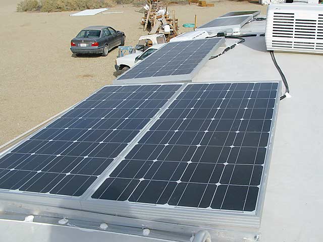 RV Solar Power Installation on Arctic Fox Fifth Wheel